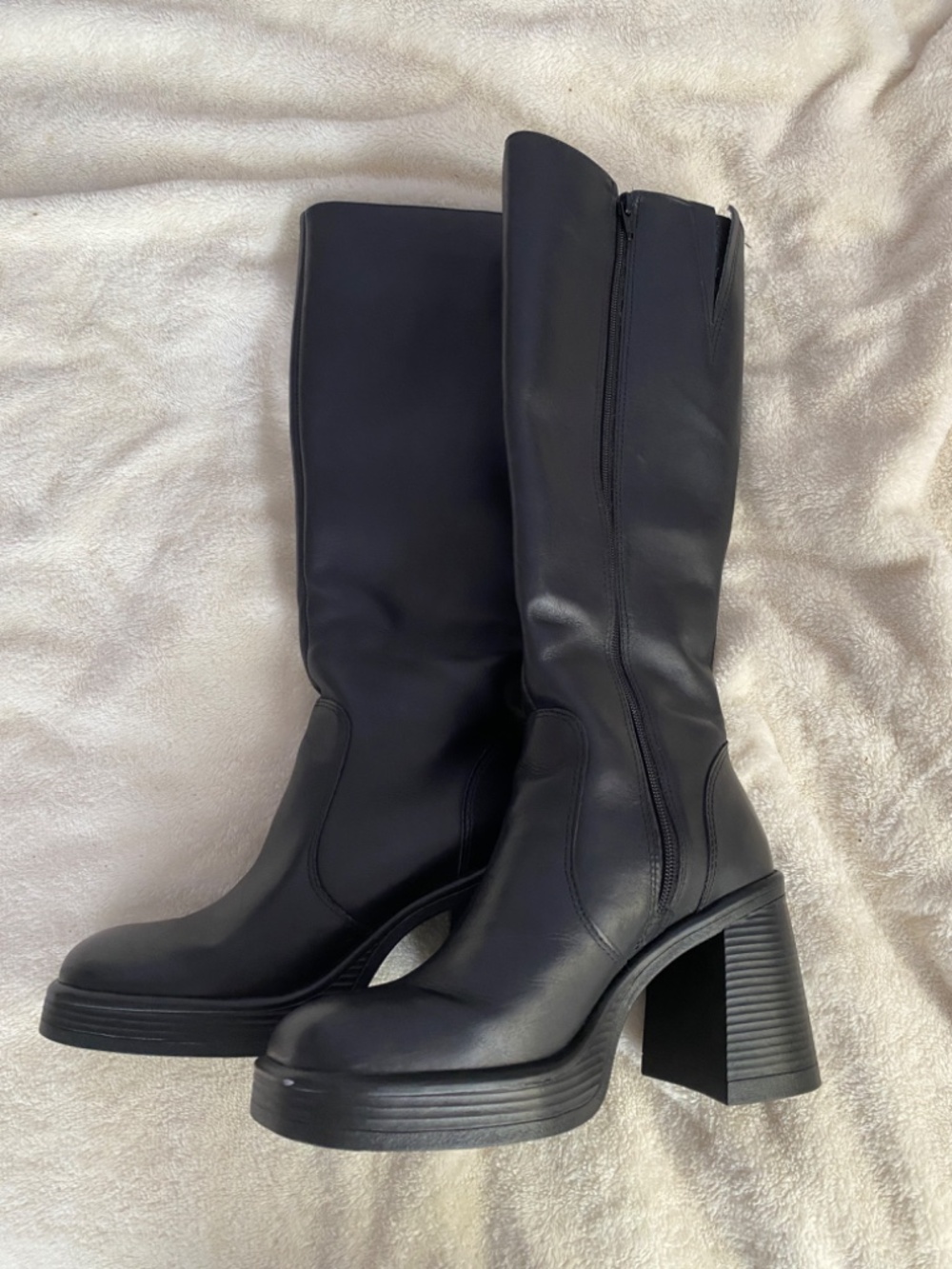 Steve Madden Fanatik Black Leather Boots